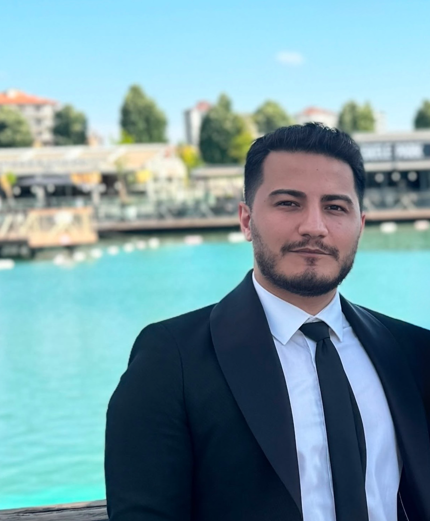 Onur Demir